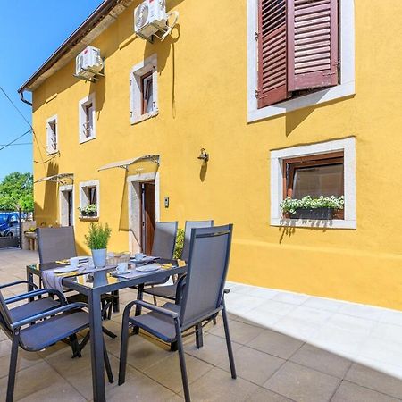 House Aves 2 Apartment Kaštelir Екстериор снимка
